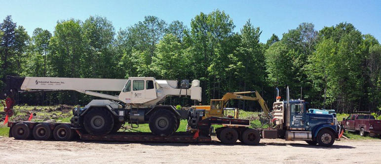 FA Industrial Services hauls oversize or overweight freight. Generally, shipping heavy equipment will require specialized trailers that can haul over dimensional or overweight loads.